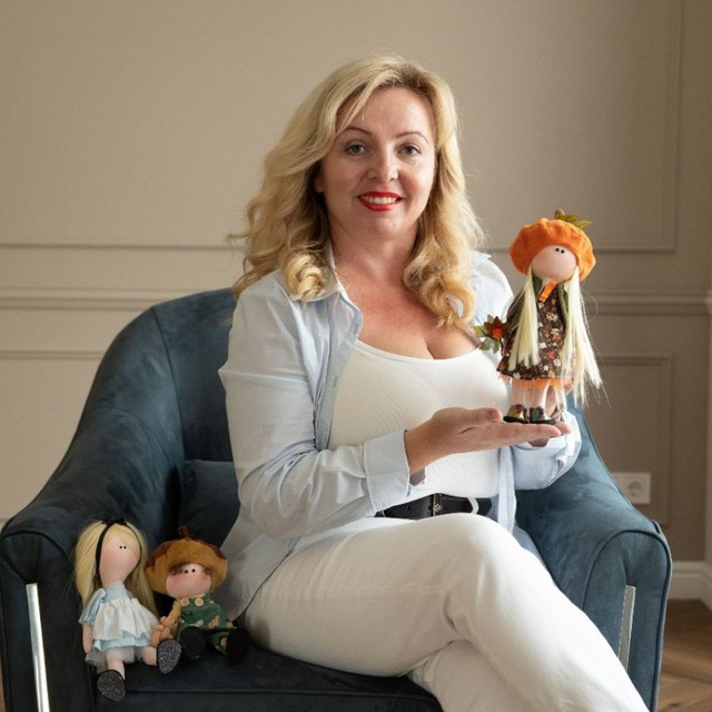 Викладач центру розвитку Origami